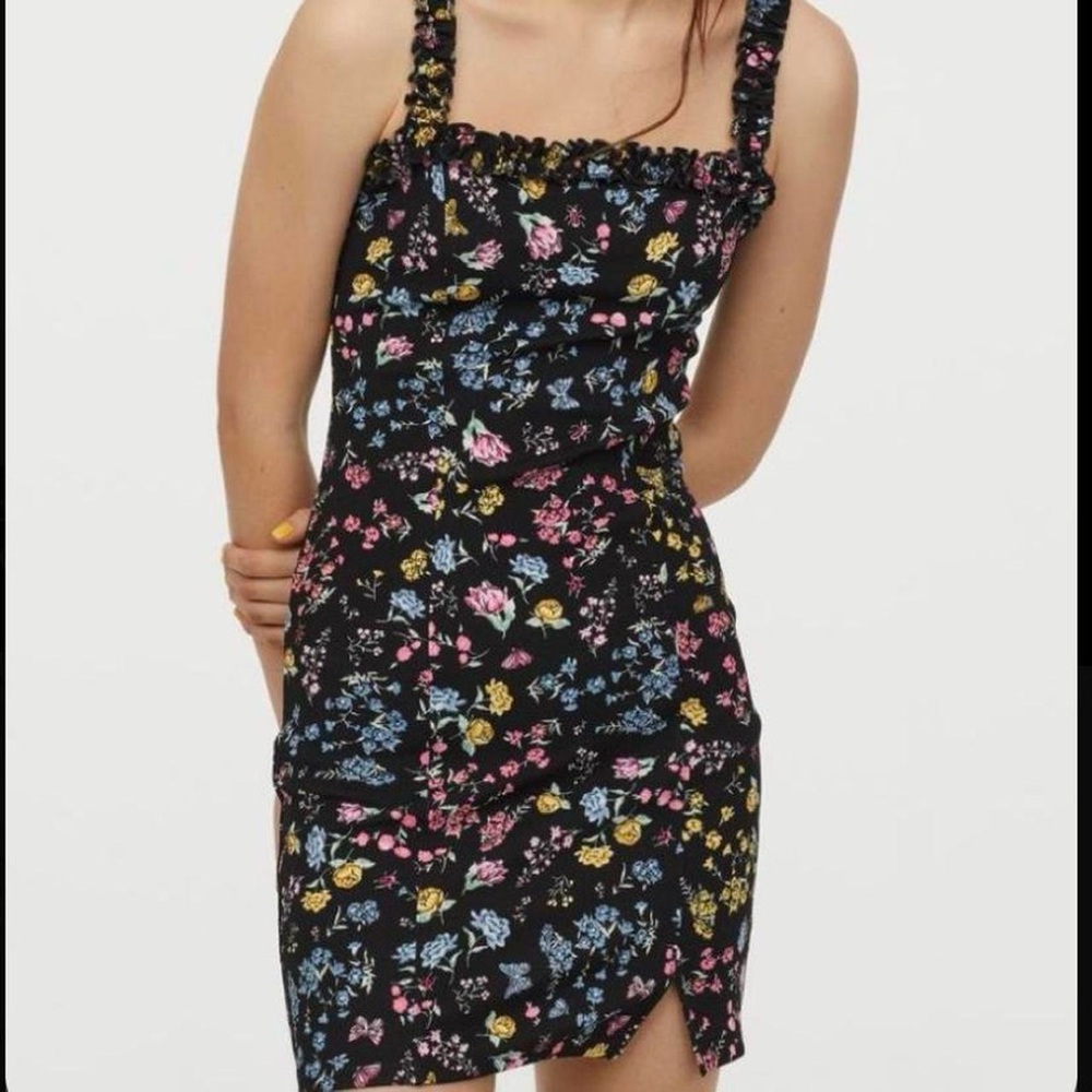 H&M Women’s Bodycon Floral Dress, Size - X-Small, Casual Chic, Party, Date Night
